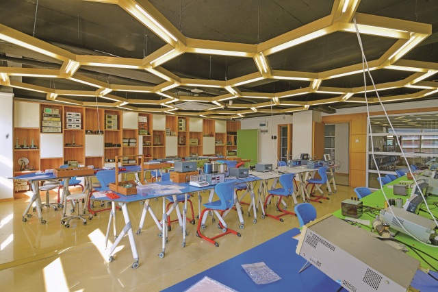 福建省福州第三中学 - 福建省福州第三中学